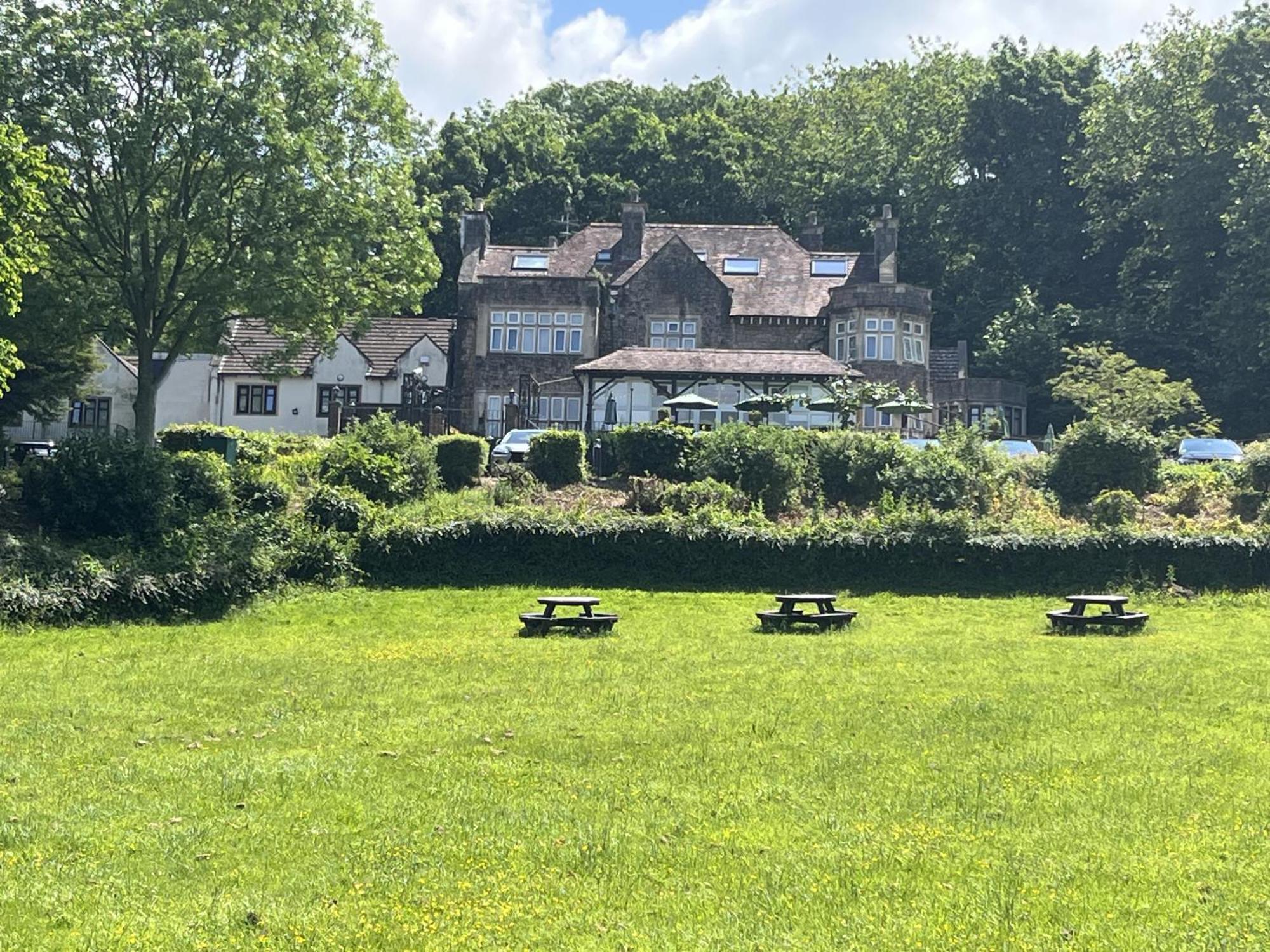 Sidcot Arms Hotel Winscombe Bagian luar foto
