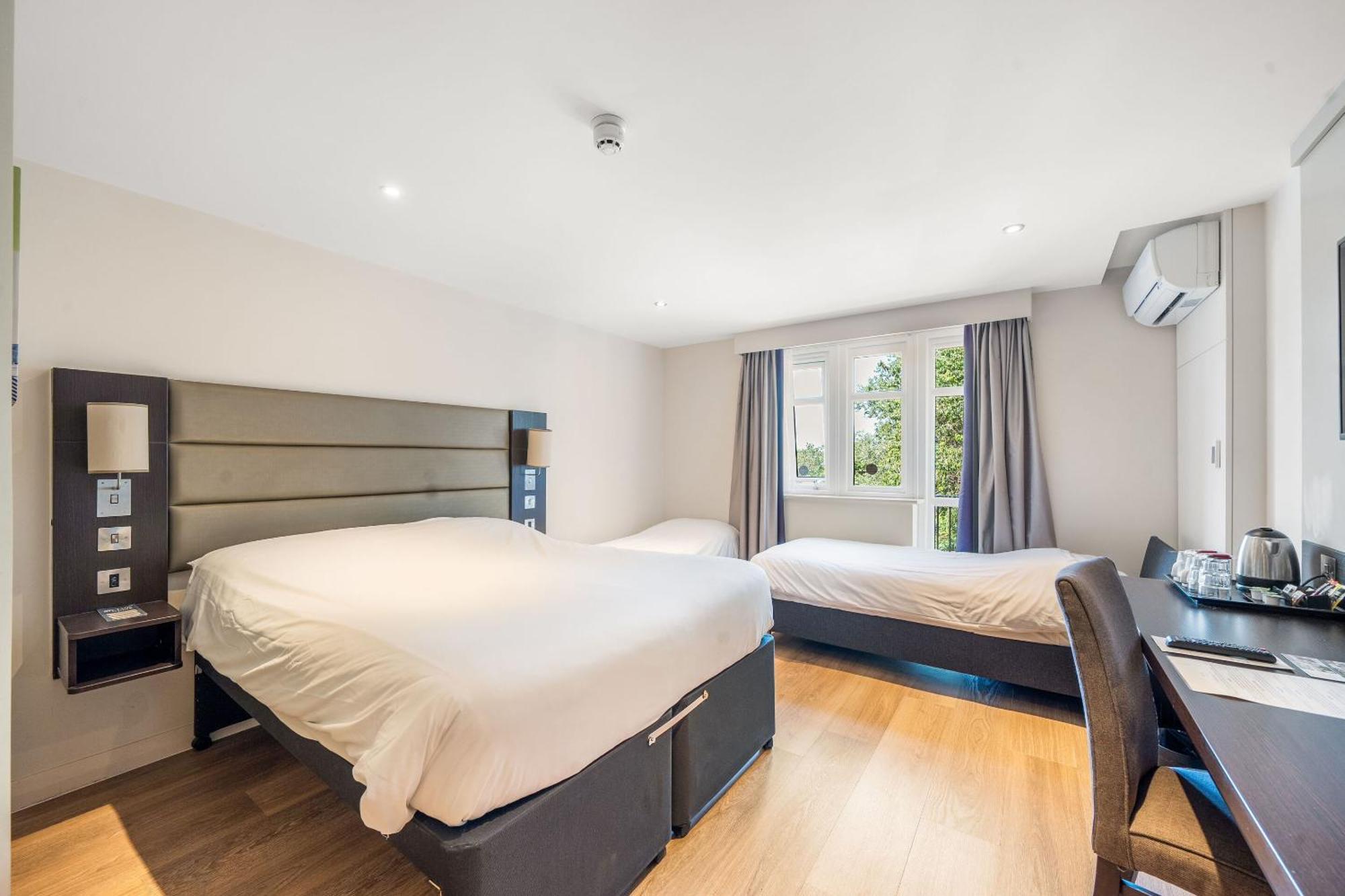 Sidcot Arms Hotel Winscombe Ruang foto